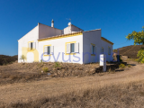 Farm located 35km from Albufeira, Algarve.