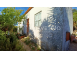 Semi-detached house to renovate, only 600 meters from Tomar, Central Portugal