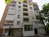 Spacious 2/3 bedroom apartment For sale in Nessebar. No maintenance fee!