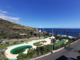 Villa For Sale in Santa Cruz, Ilha da Madeira, Portugal