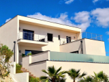 Contemporary High Standing Villa With Main House And Guest House On A 427 M2 Plot With Pool And Stun