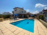 DIRECT SEA VIEWS! 4 BED 2 BATH DETACHED VILLA WITH POOL IN ESENTEPE