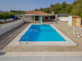 Villa with pool for sale in Son Vilar