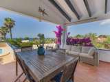 Villa with sea views for sale in Binibeca