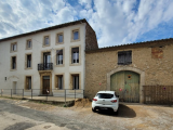 Former Winegrower's Property, Completely Renovated, With 270 M2 Of Living Space With Its Cellar, On 