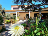 Near The Sea, Beautiful Villa With 296 M2 Of Living Space, Spacious Garage And Large Annexe On 2375 