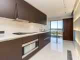 Brand new T4 apartments of various sizes and orientations, of a high standard, ready to move into 
i