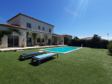 Superb And Elegant Villa With 180 M2 Of Living Space On 964 M2 Of Land And Breathtaking Views