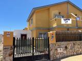 Semi For Sale in Castillo del Romeral, San Bartolome de Tirajana, LAS PALMAS