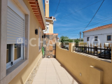 Charming 2-Bedroom terraced House Fully Renovated for sale in Santa Cita, central Portugal