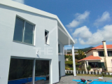 Villa For Sale in Calheta, Ilha da Madeira, Portugal