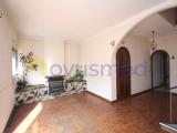 '2+2 bedroom duplex in the centre of Loulé with a privileged location.