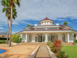 Villa For Sale in Alfaz del Pi, Costa Blanca North, Spain