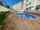 4 bedroom duplex flat with pool and lift in the centre of Albufeira with garage, good areas, 3 bathr