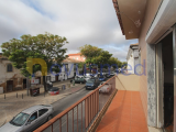 '2+2 bedroom duplex in the centre of Loulé with a privileged location.