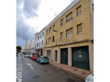 Commercial premises and several garages for sale in Maó