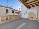 House with Garage near Plaça des Born Square