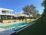 4 Bedroom villa in a condominium in Murches