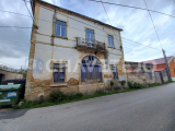 Two buildings to rebuild in a village 7 km from Tomar near the train station.