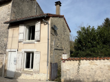 Cottage For Sale in Verteuil-sur-Charente, Charente, France