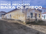 House to rebuild in the charming village of Paialvo.