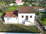 Charming 3-Bedroom Stone Cottage Near Tomar