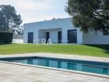 villa For Sale in Setúbal, Setúbal, Portugal