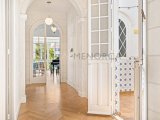 Spectacular private flat in the centre of Ciutadella.